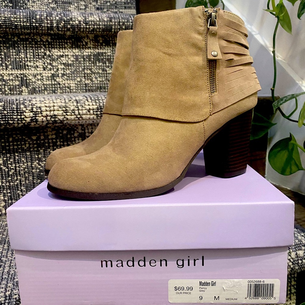 😍Madden Girl Perry Gray, women’s ankle booty😍